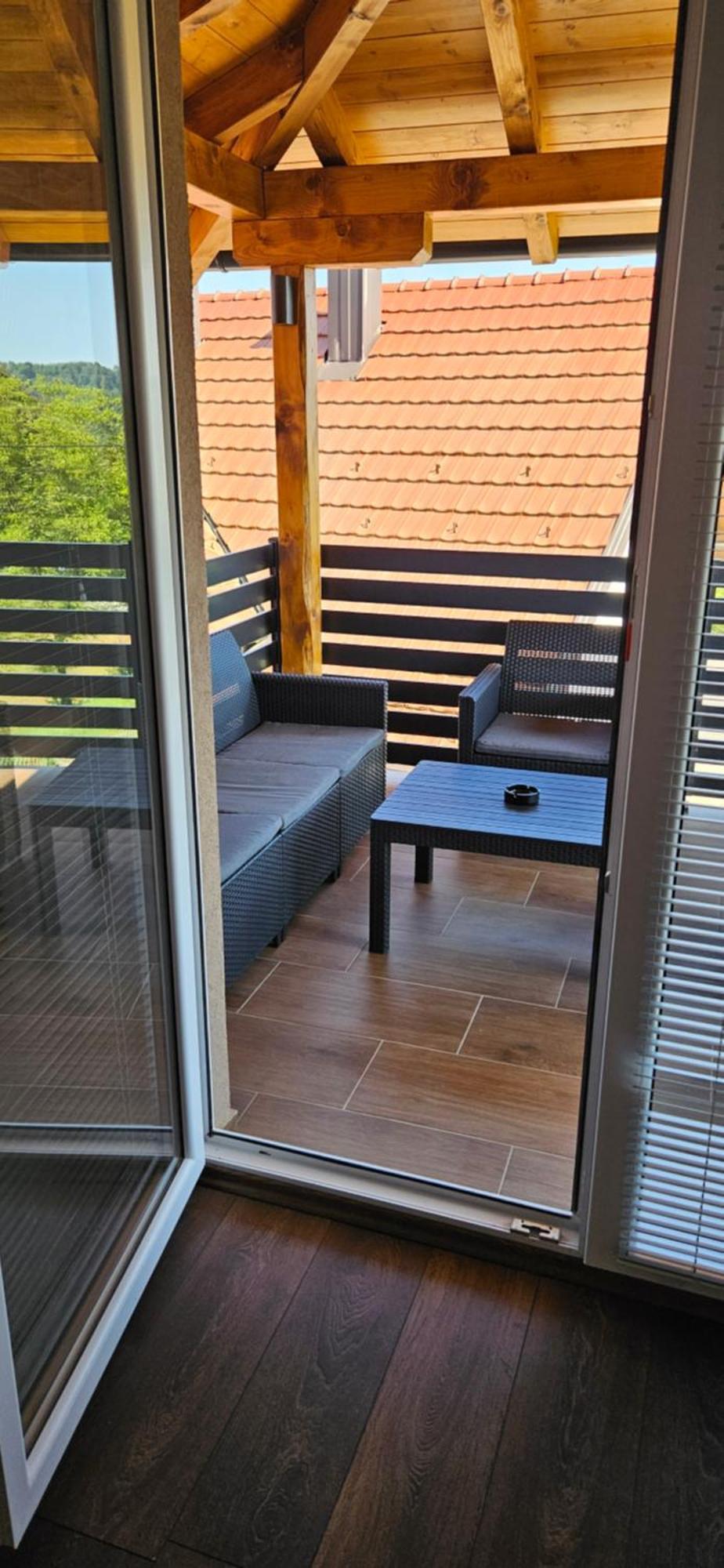 Apartman M&M Duga Resa Exterior photo